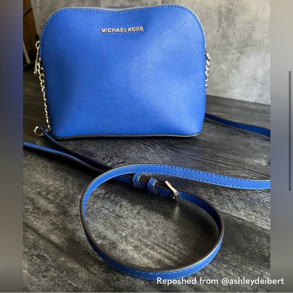 Michael Kors NWOT beautiful blue satchel - Picture 8 of 8